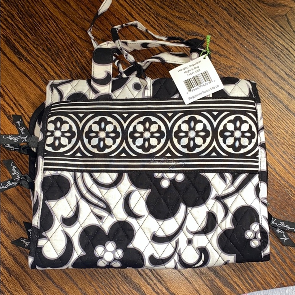 Vera Bradley hanging organizer night and day